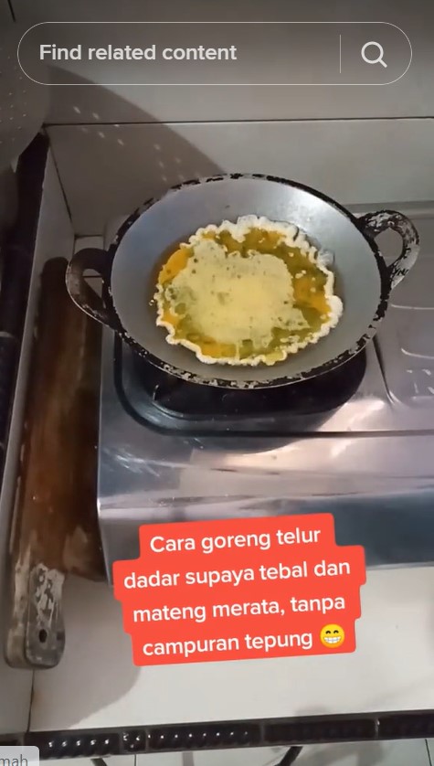Trik menggoreng telur dadar supaya makin tebal meski tanpa campuran tepung