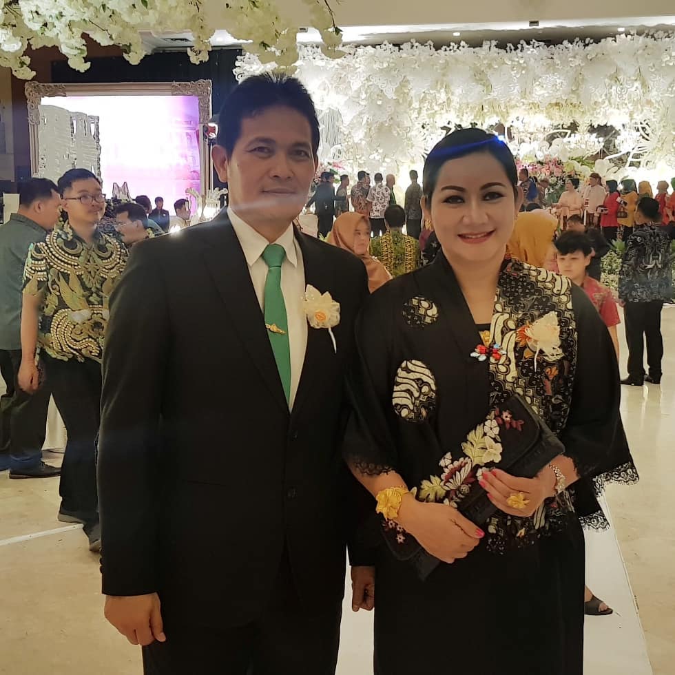 Model majalah jadul ini Gadis Warkop © Instagram