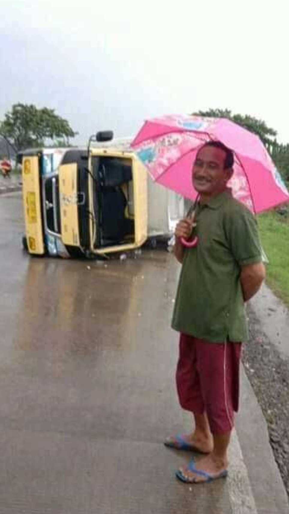 bapak bapak jenaka © Facebook