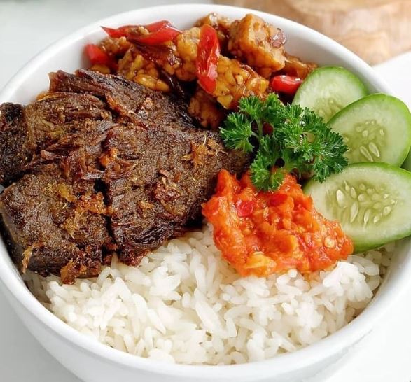 32 Resep masakan daging sapi tanpa santan paling praktis, enak, sederhana, dan mudah dibuat