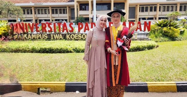 pedangdut wisuda anak © 2023 brilio.net