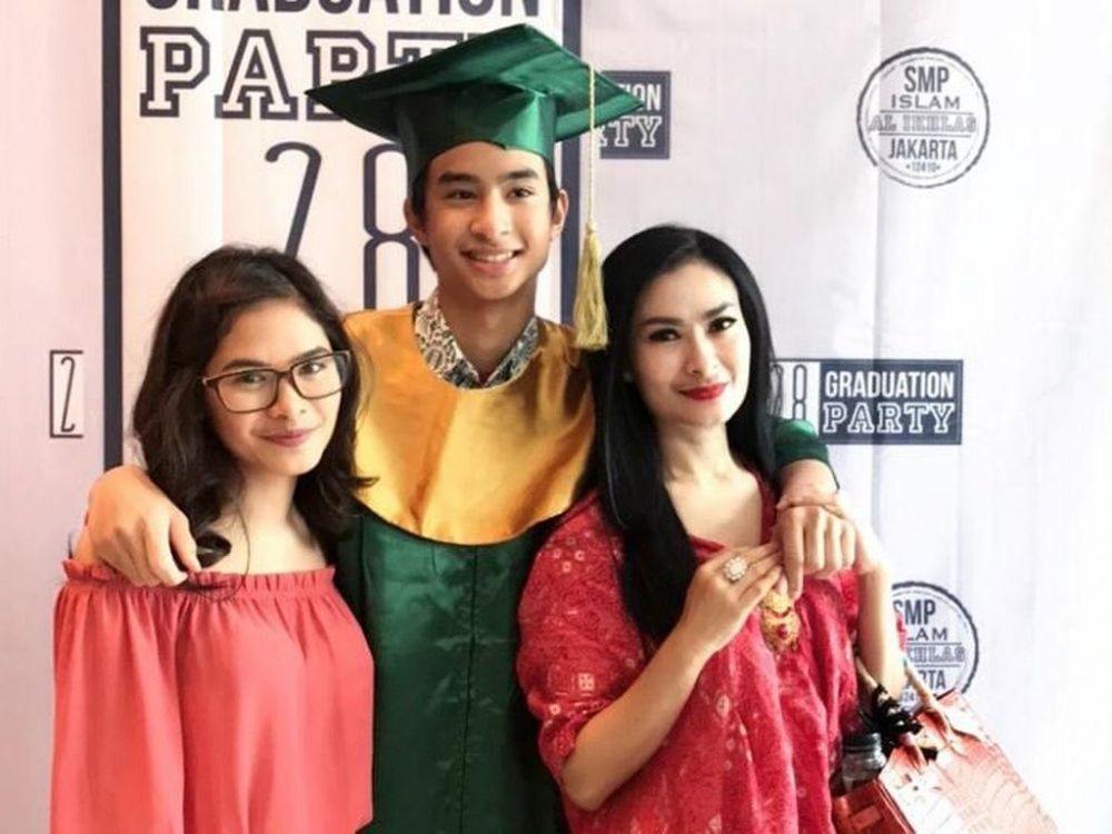 pedangdut wisuda anak © 2023 brilio.net