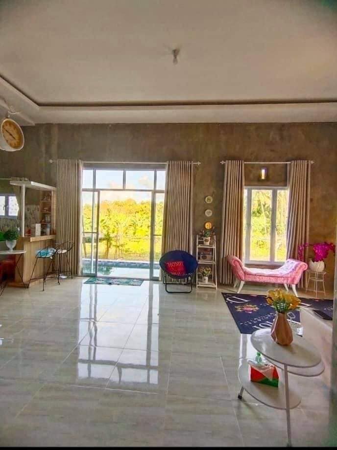 rumah kotak belum jadi mewah bak villa © Facebook/Filipino House Design