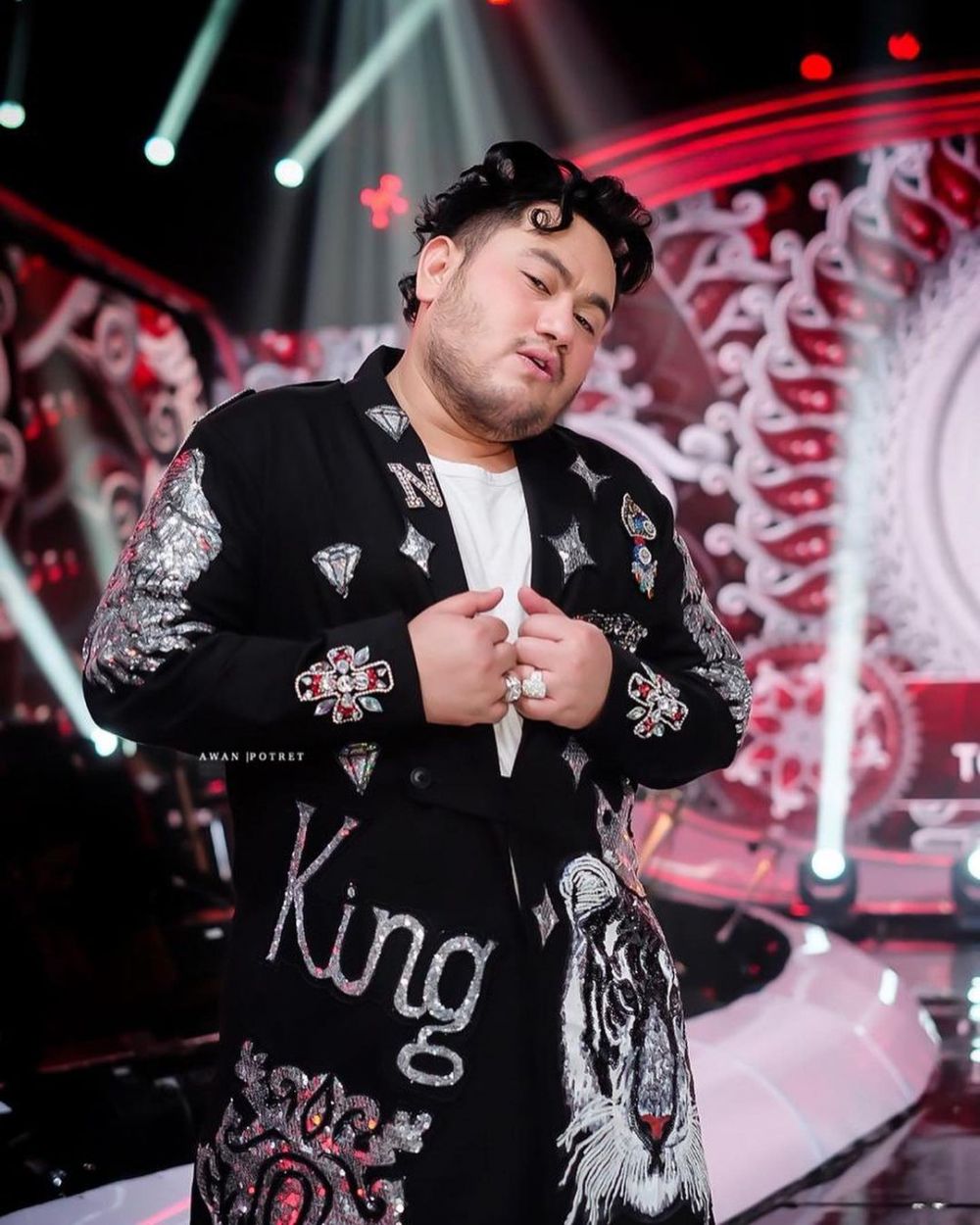 cowok dulunya pedangdut keliling sekarang dibayar Rp 200 juta sekali manggung © berbagai sumber cowok dulunya pedangdut keliling sekarang dibayar Rp 200 juta sekali manggung © berbagai sumber