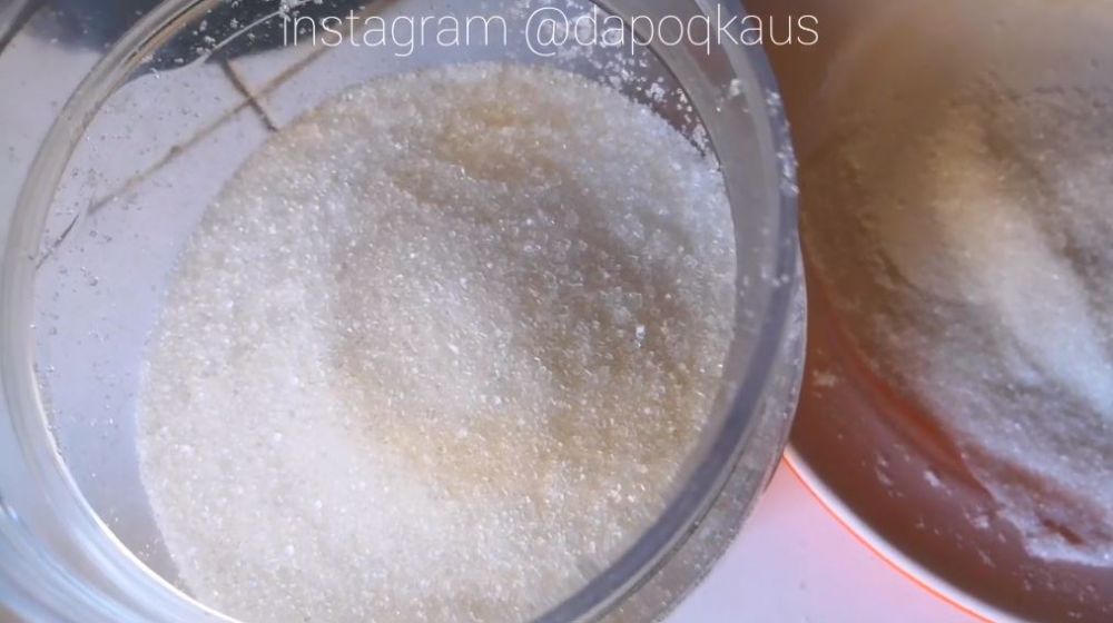 Hanya pakai 1 bumbu dapur, ini cara mudah mengusir semut di gula pasir