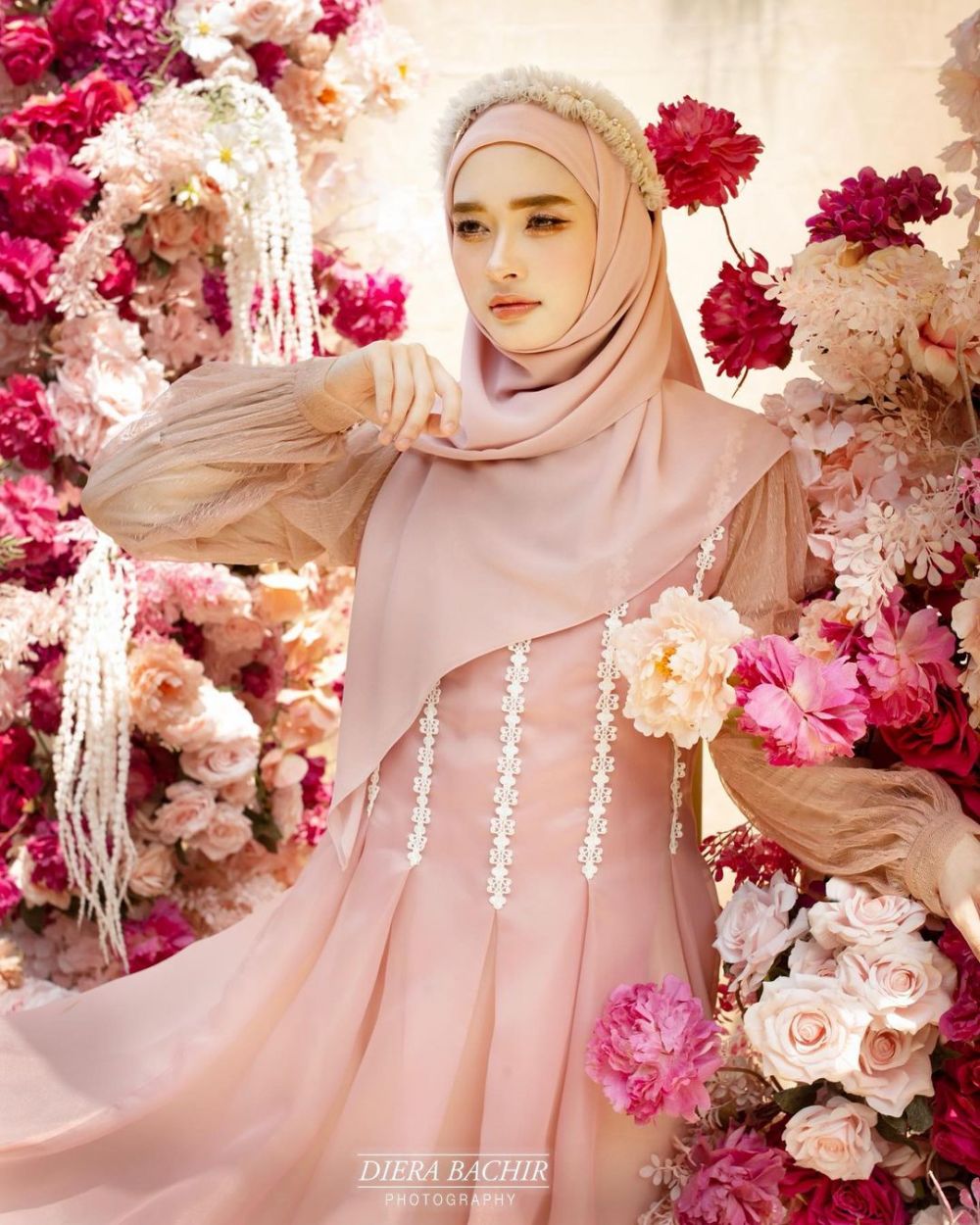 penghasilan inara rusli © berbagai sumber