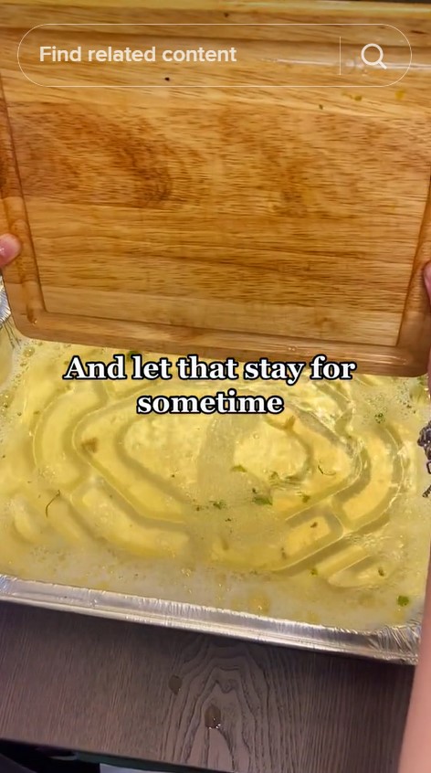 Tak perlu digosok, begini cara bersihkan talenan kayu kotor dan penuh noda membandel