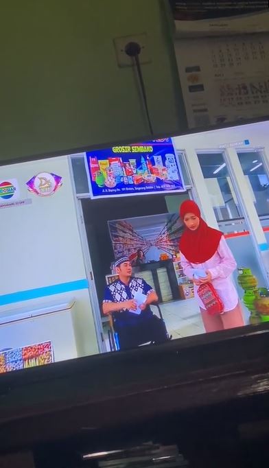 Potret kocak adegan sinetron azab TikTok Potret kocak adegan sinetron azab TikTok