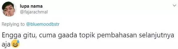 Potret kocak alasan cowok lama balas chat © berbagai sumber