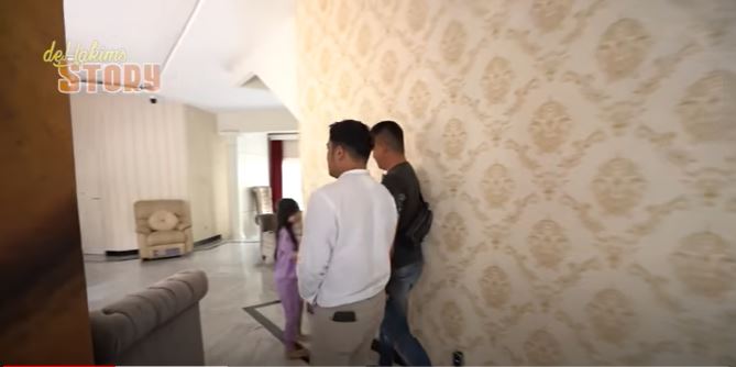 Potret rumah mewah asisten Irfan Hakim © 2023 brilio.net Potret rumah mewah asisten Irfan Hakim © 2023 brilio.net