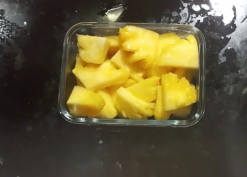 Trik simpan potongan nanas agar tetap segar dan tahan berhari-hari, cuma pakai 1 bahan dapur