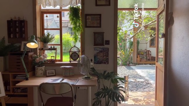 interior rumah kayu sumpek © TikTok