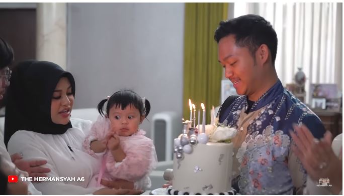 momen atta rayakan idul adha bareng keluarga besar © berbagai sumber momen atta rayakan idul adha bareng keluarga besar © berbagai sumber