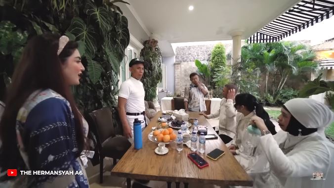 momen atta rayakan idul adha bareng keluarga besar © berbagai sumber