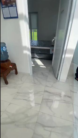 potret hunian di pinggir sawah © TikTok