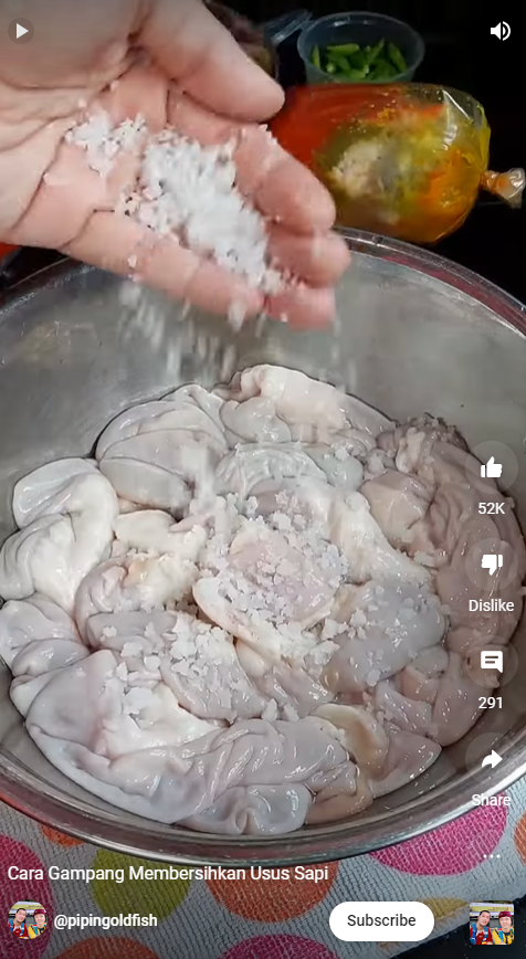 Nggak perlu dibilas berulang kali, ini cara mencuci usus sapi agar bersih dan bebas bau amis