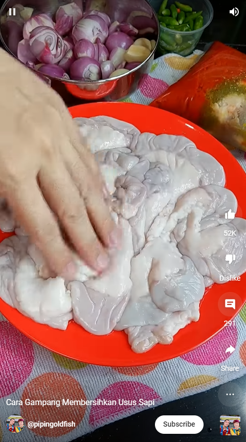 Nggak perlu dibilas berulang kali, ini cara mencuci usus sapi agar bersih dan bebas bau amis