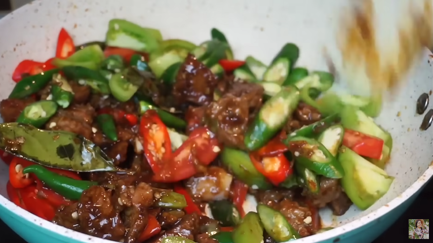 Tanpa nanas atau daun pepaya, ini cara marinasi daging pakai 3 bumbu dapur agar lebih cepat empuk