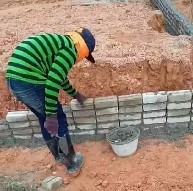 potret kocak tembok bikinan kuli bangunan Berbagai sumber