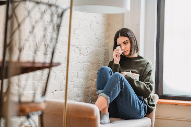 Arti mimpi tsunami besar bersama keluarga menurut psikologi © 2023 brilio.net