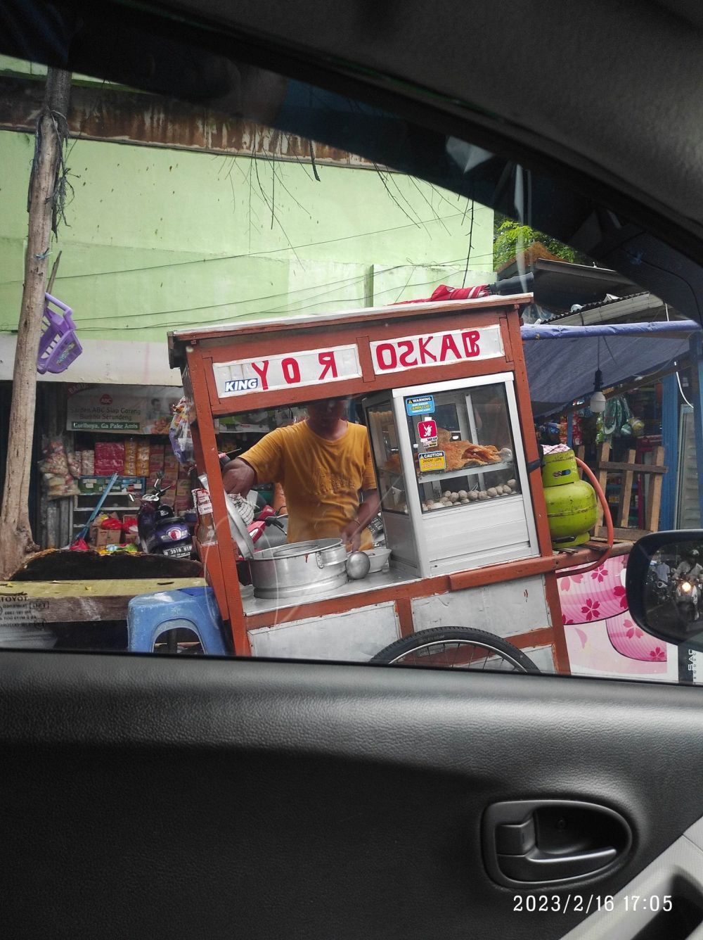 11 Typo pedagang keliling Berbagai sumber 11 Typo pedagang keliling Berbagai sumber