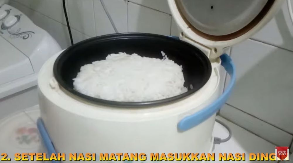 Bukan dikukus atau ditambah air, begini cara menghangatkan nasi sisa agar pulen dan tidak pera
