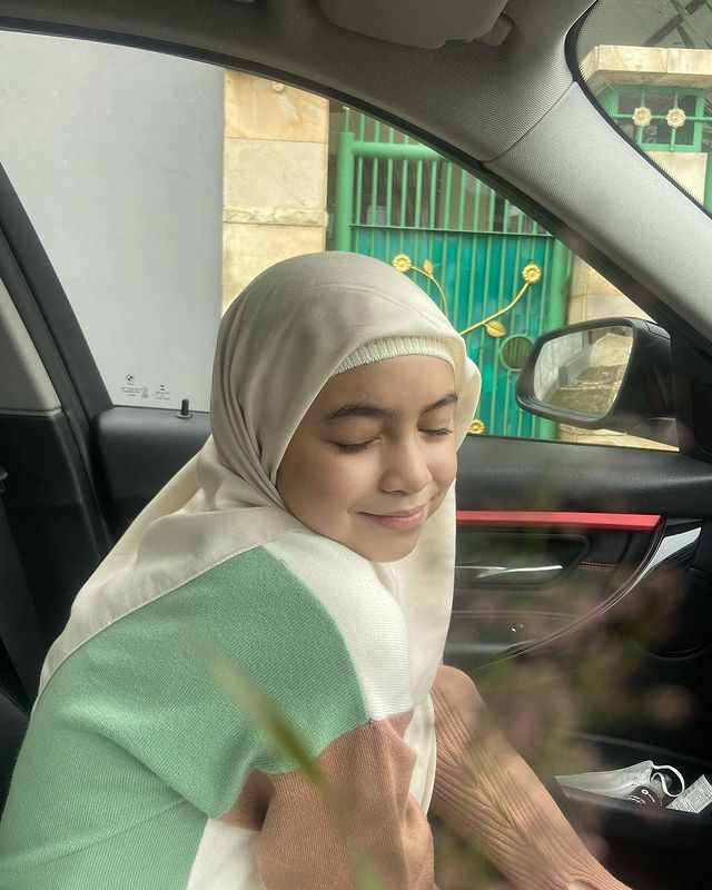 Sienna tampil berhijab © Instagram Sienna tampil berhijab © Instagram