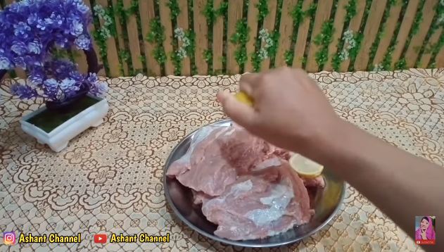 Trik praktis merebus daging sapi agar empuk dan antibau dalam 12 menit cukup tambahkan 2 bahan dapur