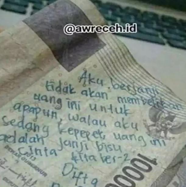 Potret kocak tulisan di uang Berbagai sumber