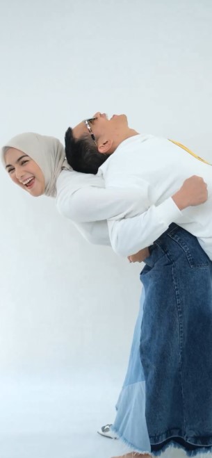 pemotretan mesra Citra Kirana bareng suami © Instagram