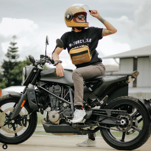 seleb cewek naik moge © 2023 brilio.net