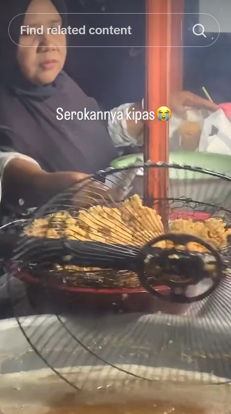 Aksi pedagang gorengan tunjukkan fungsi lain besi kipas angin ini kreatif, bikin takjub