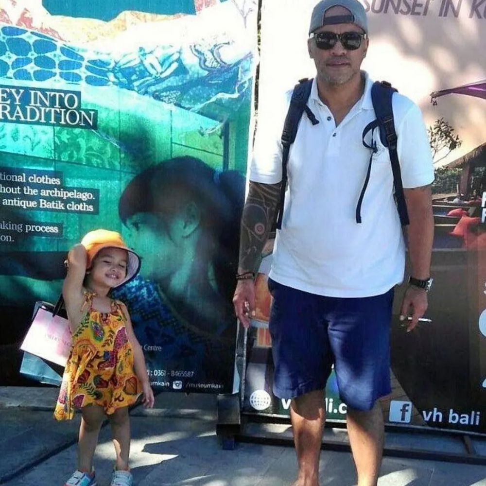 kedekatan suami wenny ariani dan kekey © Instagram/@wenny_kekey_real