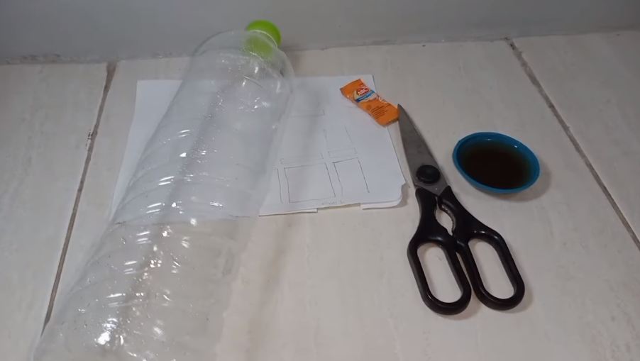 Cara sederhana bikin perangkap kecoak cuma pakai 2 bahan dapur, mudah ditiru