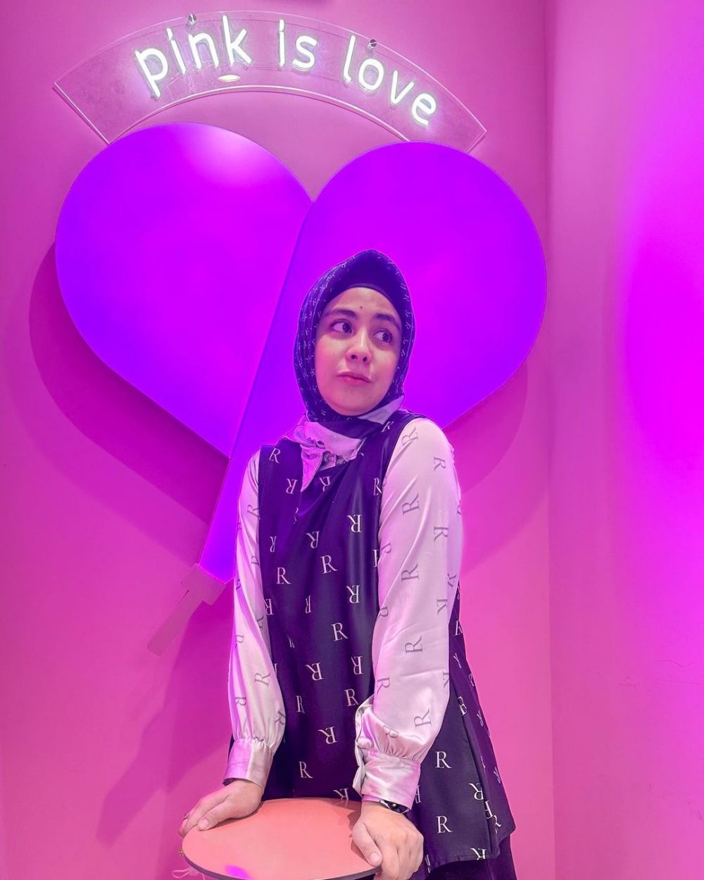 seleb pilih menepi dari dunia hiburan dan jualan baju © berbagai sumber seleb pilih menepi dari dunia hiburan dan jualan baju © berbagai sumber