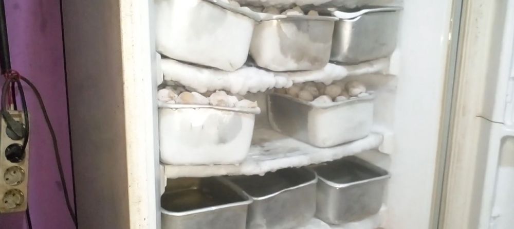 Trik memanaskan bakso beku dari freezer agar kembali kenyal dan nggak basi hingga seharian