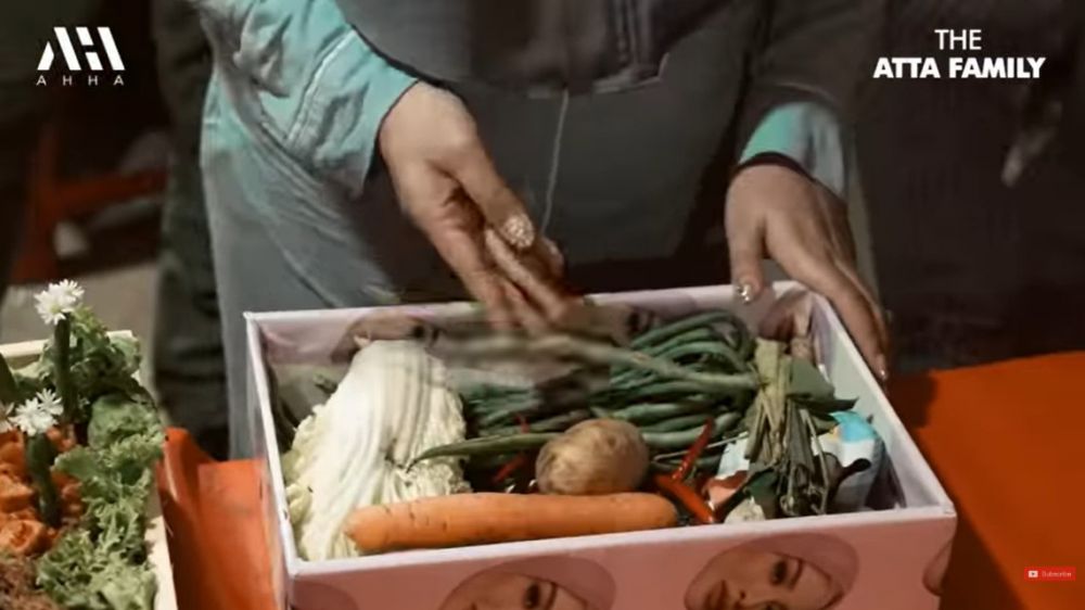 9 Menu ulang tahun Aurel Hermansyah ke-25 di warung pecel lele, buket uniknya bikin melongo