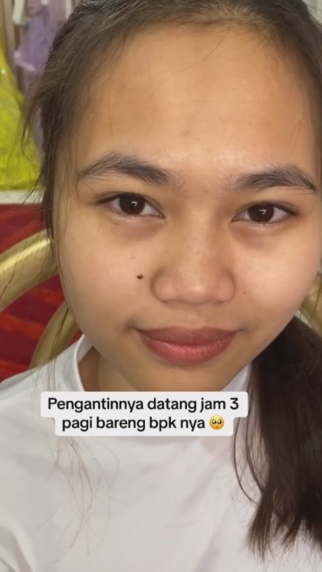 riasannya bak barbie © TikTok/@nurhasanah.azarya