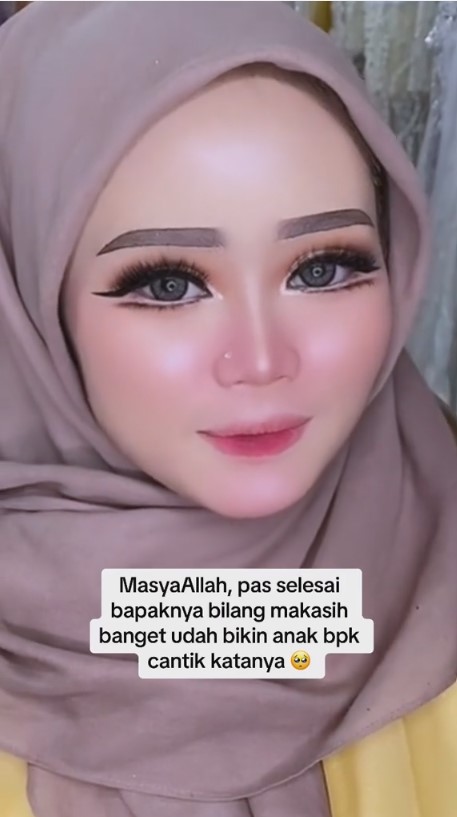 riasannya bak barbie © TikTok/@nurhasanah.azarya