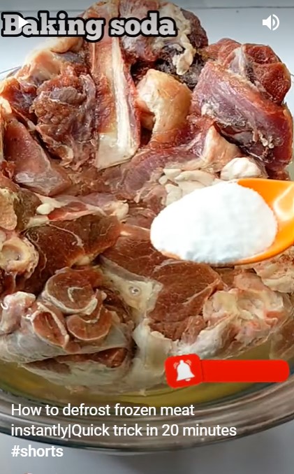 Tak perlu pakai cuka, ini cara mencairkan daging beku dalam 20 menit hanya dengan 2 bahan