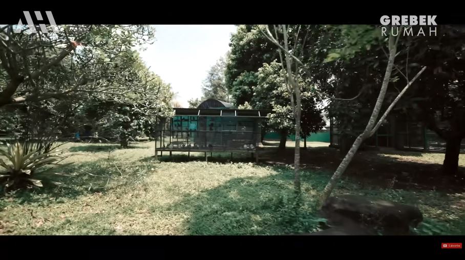 rumah bang yos eks gubernur jakarta © YouTube