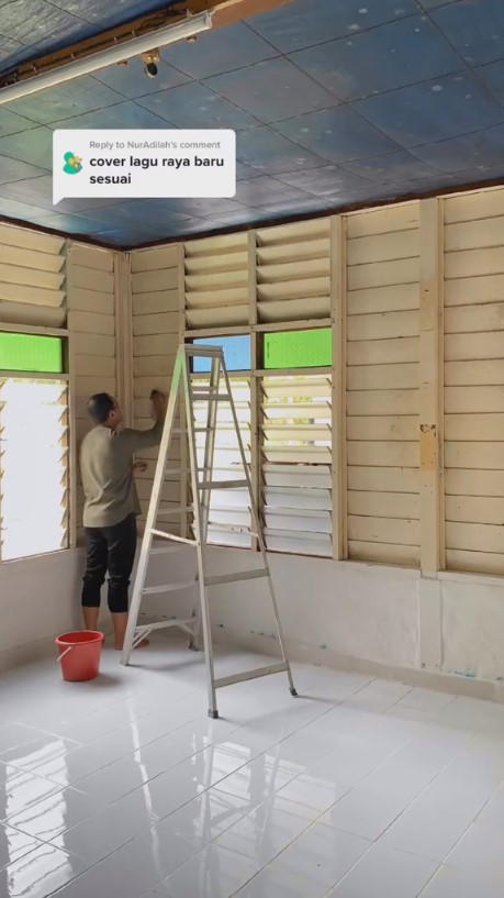 rumah kampung makeover jadi estetik © TikTok/@kai.zmx rumah kampung makeover jadi estetik © TikTok/@kai.zmx