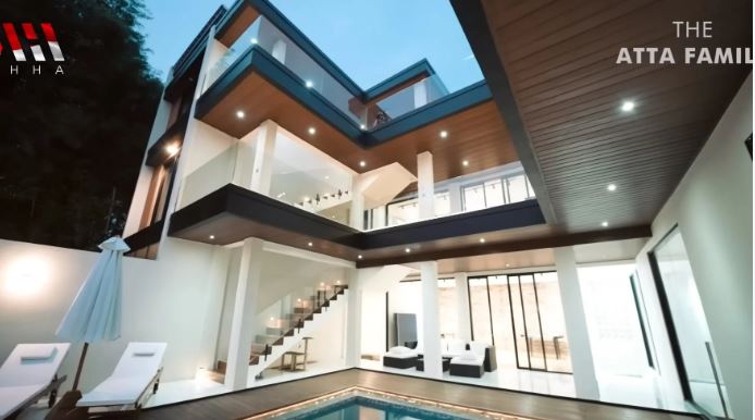 rumah artis bak istana © 2023 brilio.net rumah artis bak istana © 2023 brilio.net