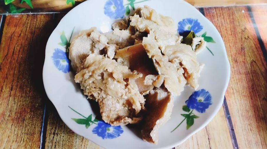 Nggak cuma ditambah jahe, ini trik merebus urat sapi agar cepat empuk dan tak bau pakai 3 jenis rempah