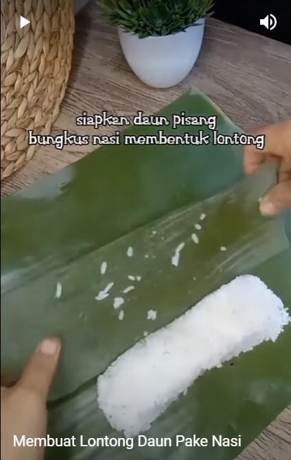 Cuma butuh 5 menit, ini trik merebus lontong daun pisang agar pulen dan hemat gas