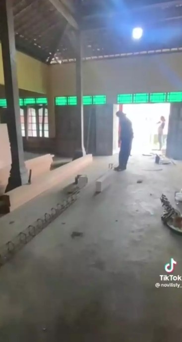 rumah beralaskan semen pedangdut koplo © berbagai sumber