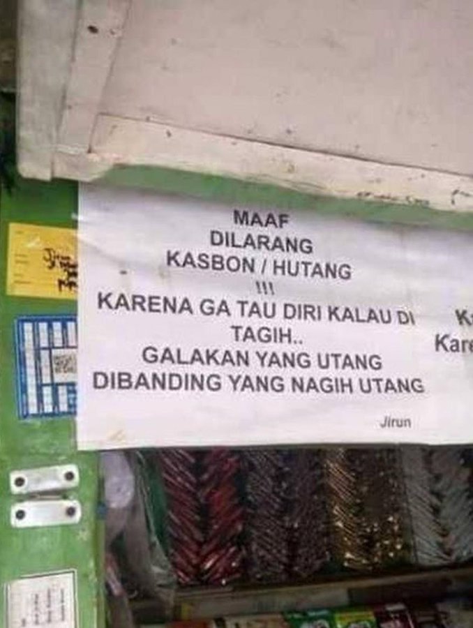 Tulisan di warung bikin melongo dan gentar Berbagai sumber