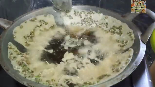 Tanpa tambahan santan, ini cara mudah bikin peyek kacang hijau yang gurih dan renyah tahan lama