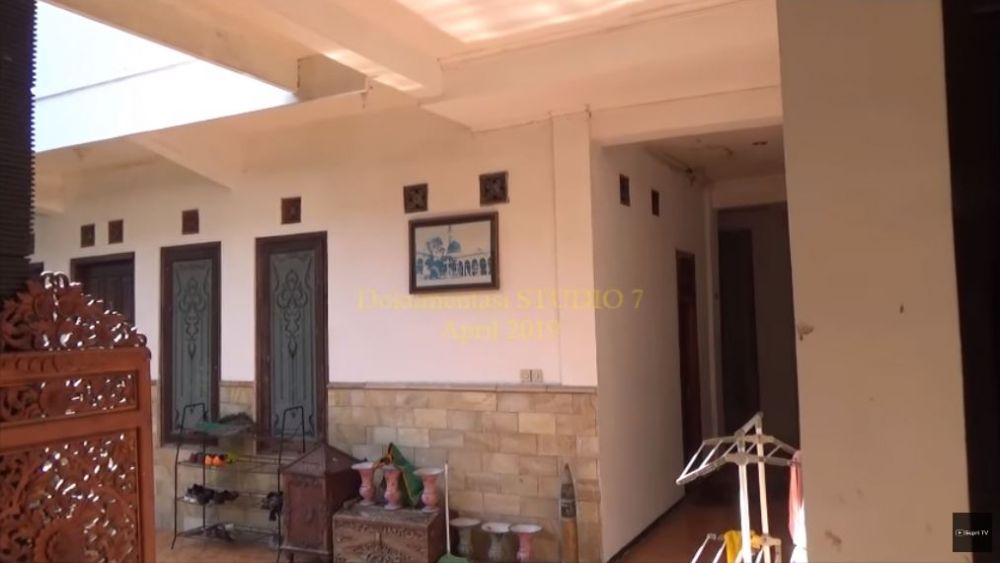 rumah mantan pacar bella bonita © YouTube