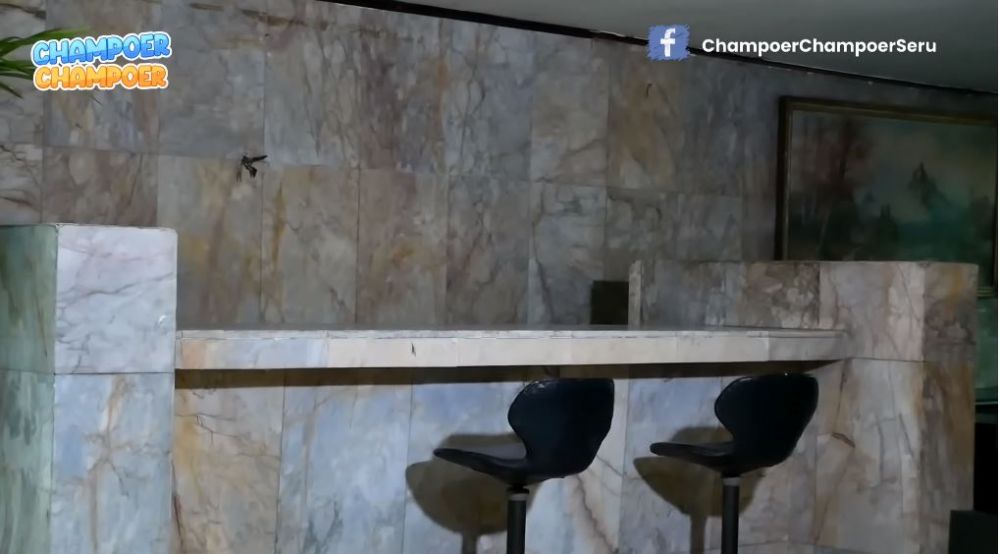 penampakan rumah yessy gusman © YouTube